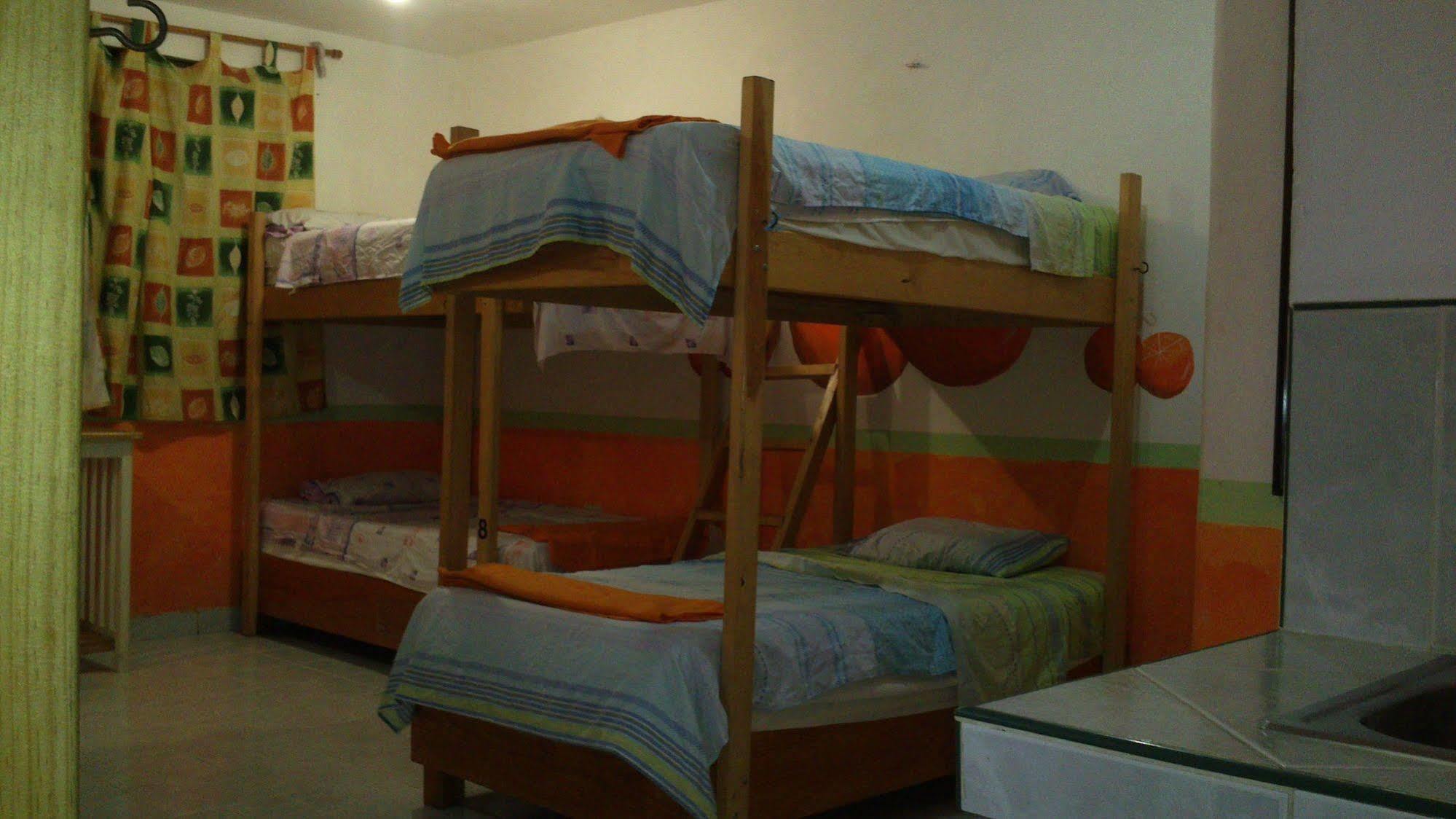 Amigos Hostel Cozumel Exteriör bild