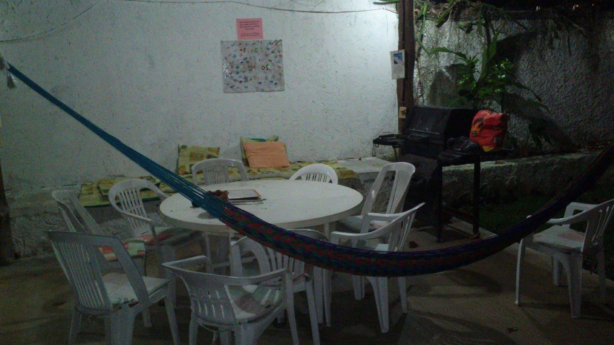 Amigos Hostel Cozumel Exteriör bild